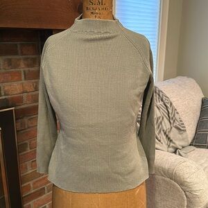5/$25!! Vintage Clio 75% Silk 25% Cotton Mock Neck Sweater